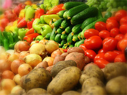 В овощах и фруктах могут содержаться опасные токсины 